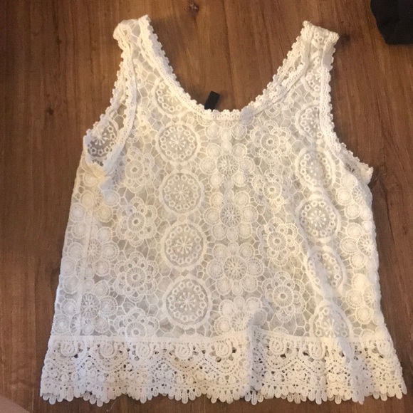 H&M Tops - White lace tank top